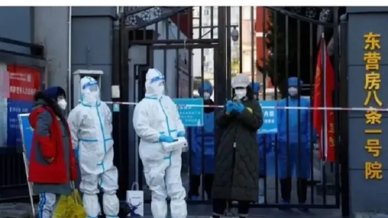 चीन में कोरोना से मचा हाहाकार, बढ़ते मामलों के मद्देनजर लॉकडाउन की अवधि बढ़ाई 