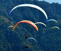 हल्द्वानी: पैराग्लाइडिंग से युवाओं को मिलेगा रोजगार