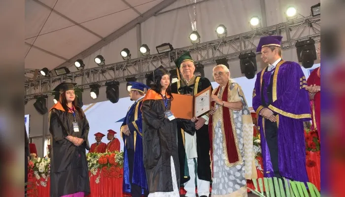 Rama University के दीक्षांत समारोह में पहुंची राज्यपाल Anandiben Patel, बोलीं- माताएं कर रहीं कर्म, ज्ञान, भक्ति योग