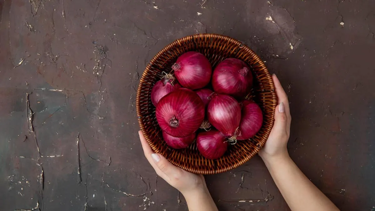 how-to-grow-different-types-of-onion-in-garden-in-hindi