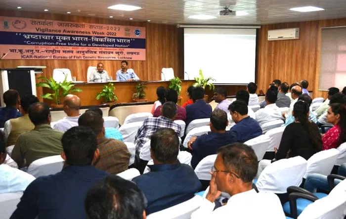 लखनऊ: आईसीएआर-एनबीएफजीआर में सतर्कता जागरूकता सप्ताह आयोजित