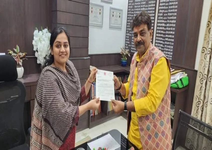 उन्नाव: अब शिलापटों पर दिखेगा श्री बांके बिहारी जी का नाम, सदर विधायक की अनोखी पहल