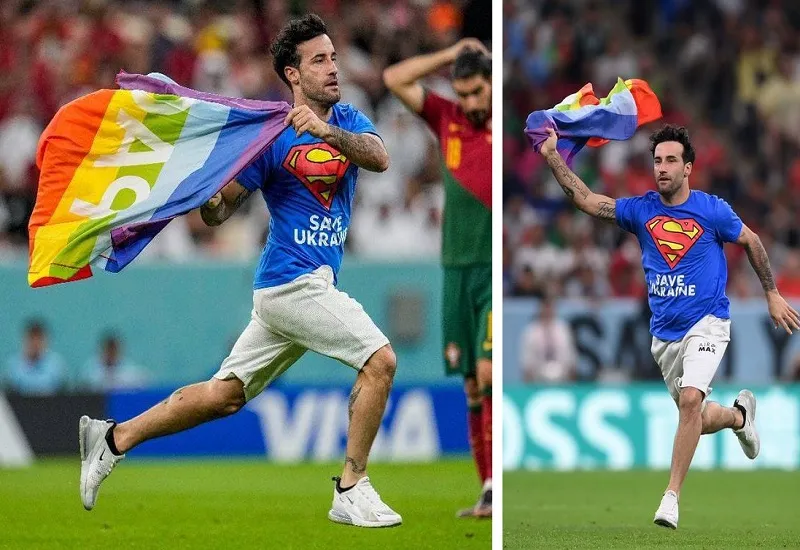 FIFA World Cup 2022 :'Save Ukraine...', रंग बिरंगा ध्वज लिए विश्व कप मैदान में उतरा दर्शक, देखें तस्वीरें