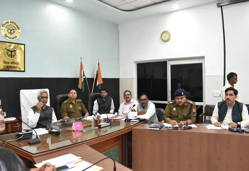 मुरादाबाद : अति संवेनशील बूथों पर रहे सुरक्षा के कड़े प्रबंध, डीएम ने दिया निर्देश