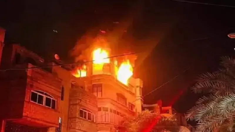 Gaza Strip Fire : गाजा पट्टी की रिहायशी इमारत में लगी भीषण आग,  7 बच्चों समेत 21 लोग जिंदा जले
