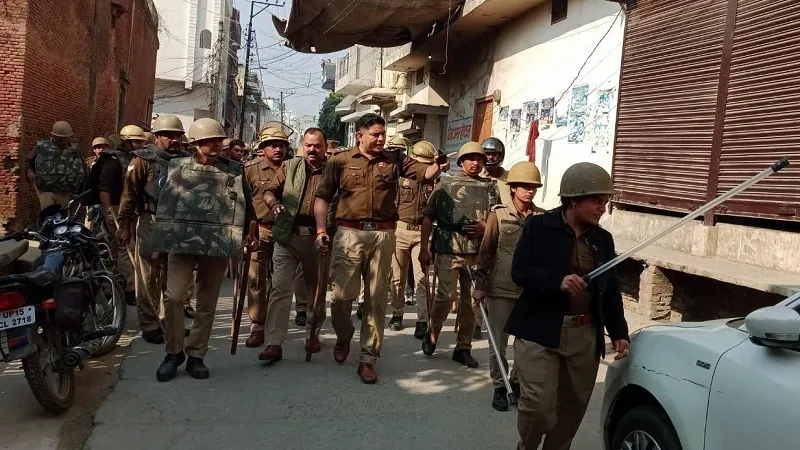 संभल: आरोपी को पकड़ने गई पुलिस टीम पर पथराव, तीन पुलिसकर्मी घायल