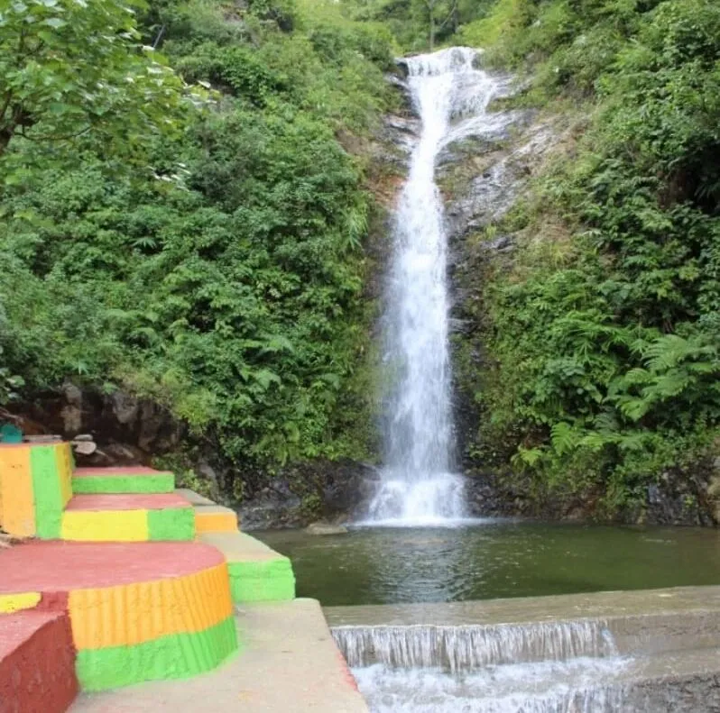 टनकपुर: मनरेगा से किया गया हैनरी वॉटर फॉल का सौंदर्यीकरण