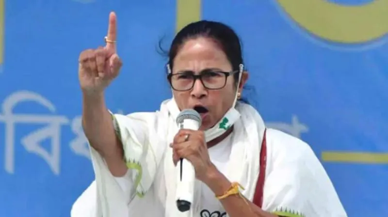 यदि केंद्र राज्य के बकाया का भुगतान नहीं करता, तो हम भी जीएसटी रोक सकते हैं : ममता बनर्जी