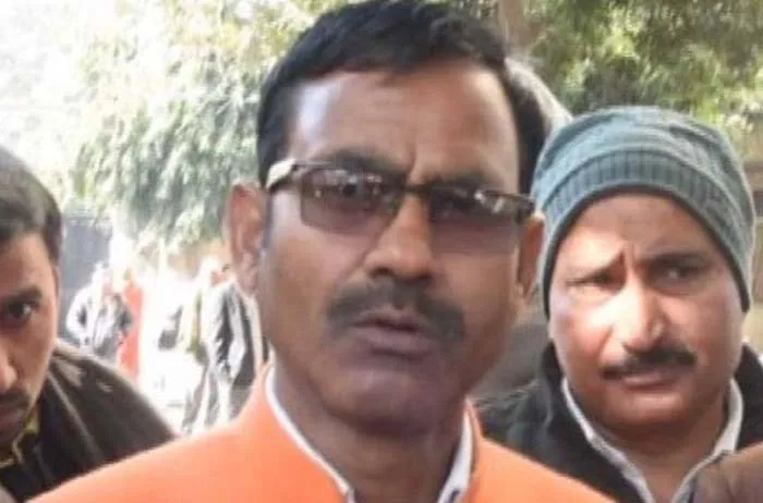 यूपी में अब इस विधायक की रद्द हुई सदस्यता, इससे पहले आजम खान पर हो चुकी है कार्रवाई