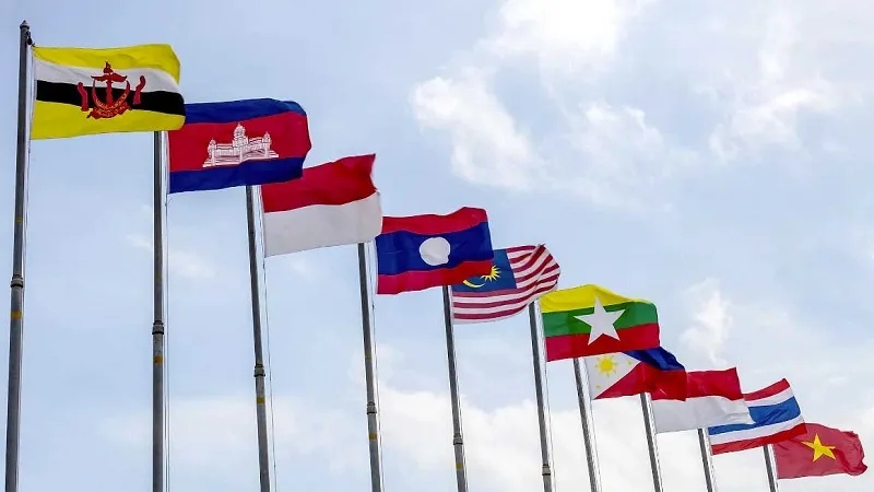 भारत आसियान व्यापारिक संबंध व्यापक रणनीतिक स्तर पर 