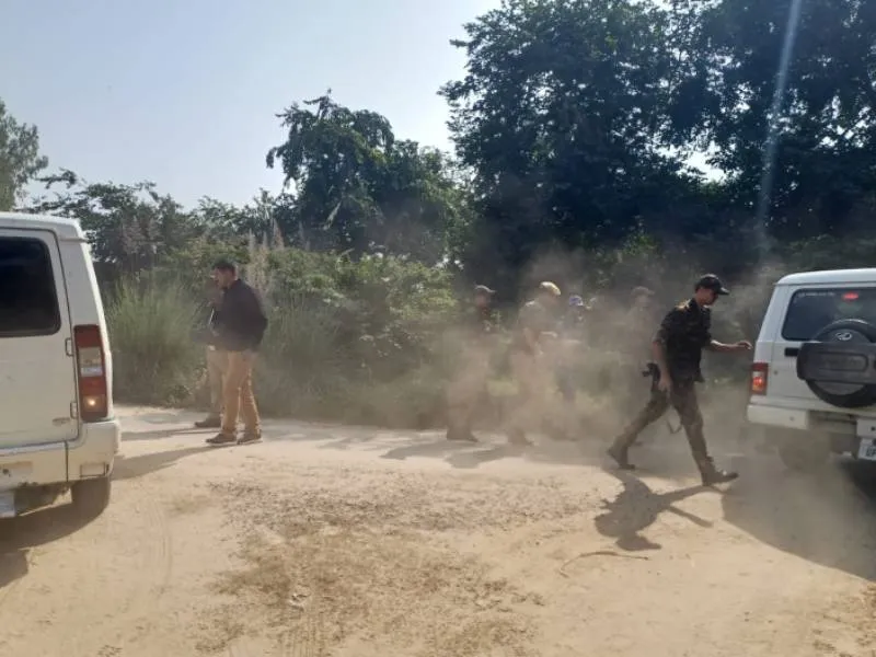 उन्नाव: गुटखा से भरी गाड़ी का चालक सहित बदमाशों ने किया अपहरण, सीमा विवाद में उलझी पुलिस 