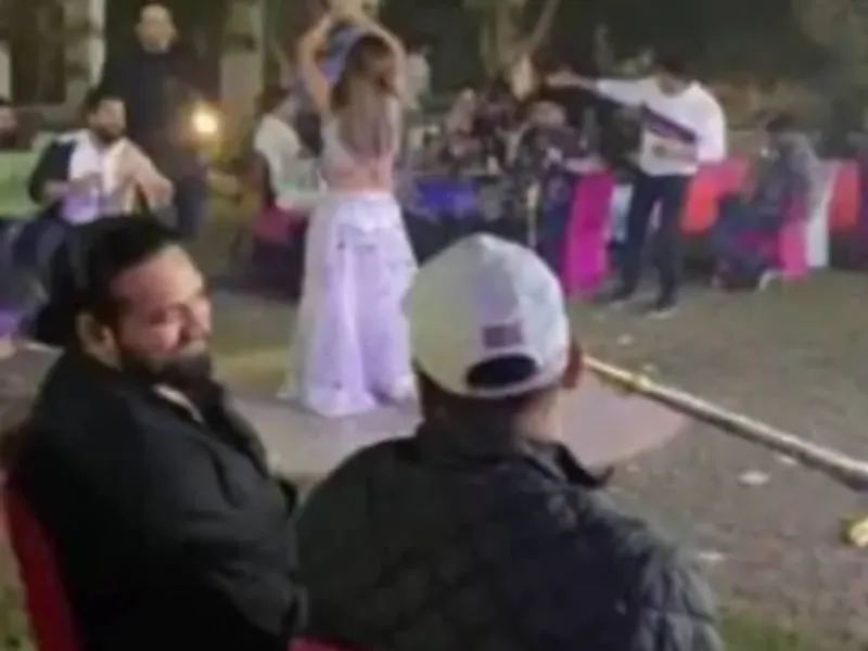 गाजियाबाद: फार्म हाउस में नाइट पार्टी के नाम पर जमकर हुई अय्याशी, वीडियो वायरल 