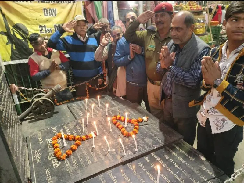 अयोध्या: मुंबई हमले के शहीदों को दी गई भावभीनी श्रद्धांजलि 