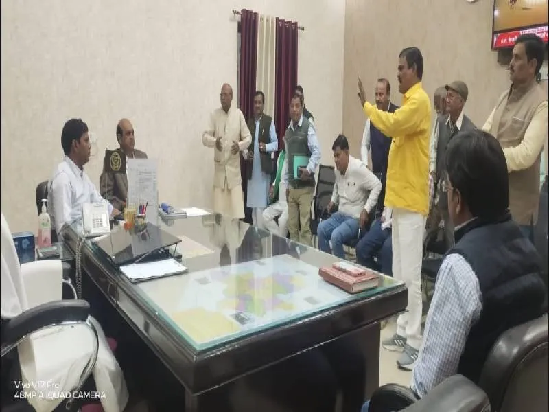 रायबरेली: रेलवे गेट बंद करने के मामले में बेनतीजा रही अधिकारियों की बैठक, संयुक्त टीम करेगी स्थलीय निरीक्षण, जानें मामला