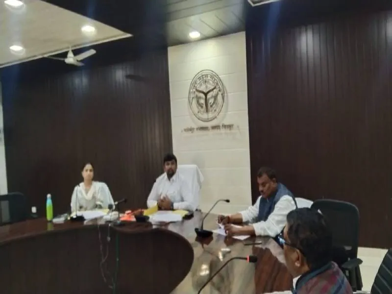 चित्रकूट: दो गांवों में लगेंगे बहुद्देशीय गोबर गैस प्लांट, डीएम ने दिए गांवों के चयन के निर्देश