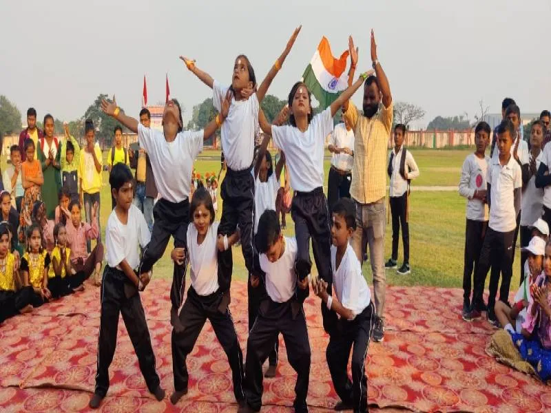 इटावा: बाल क्रीड़ा प्रतियोगिता में जसवंतनगर की टीम ने चैंपियनशिप पर किया कब्जा