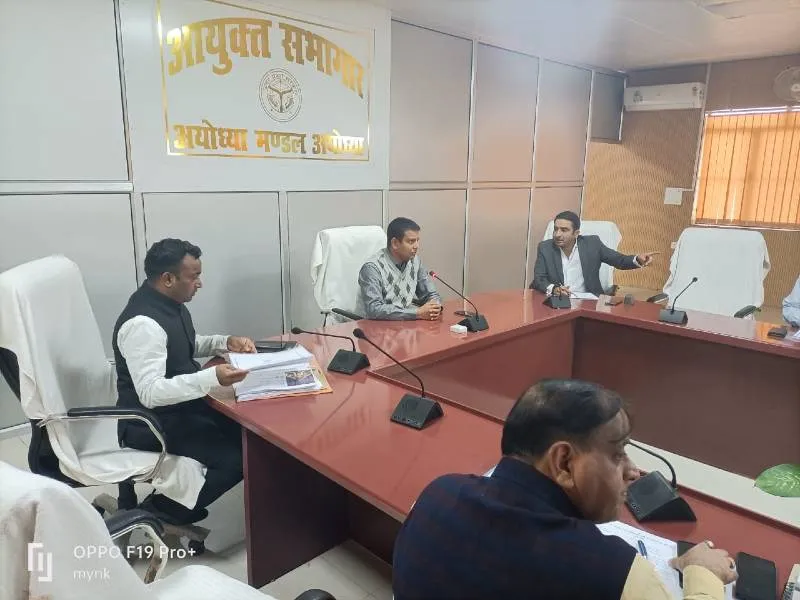 कार्यों को गति देने के लिए नियमित करें समीक्षा: गौरव दयाल