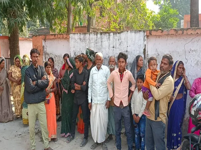 बहराइच : मायके में मिली जमीन पति के नाम न करने पर विवाहिता को उतारा मौत के घाट