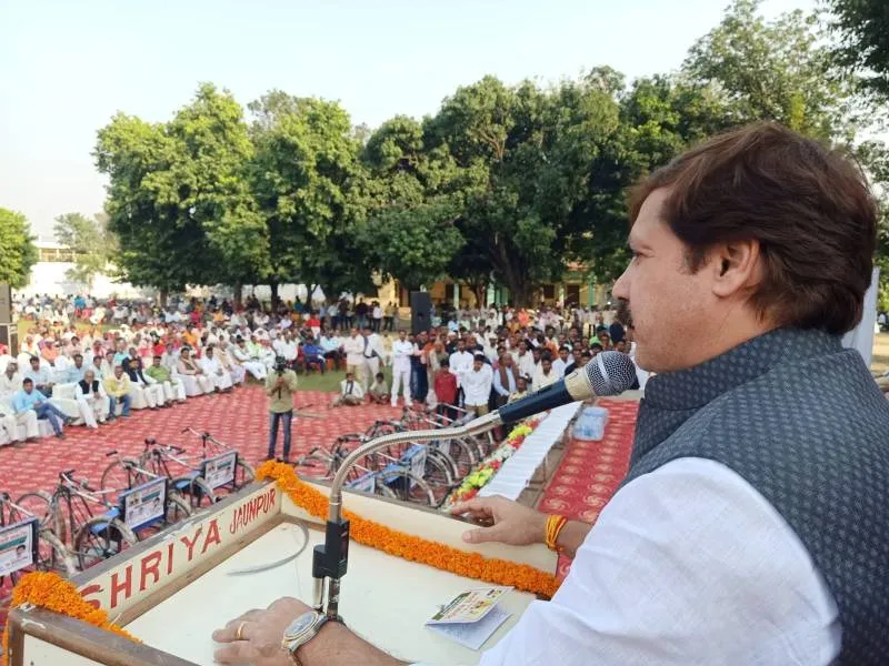 मुलायम सिंह यादव का विपक्ष भी करता था सम्मान: धनंजय सिंह