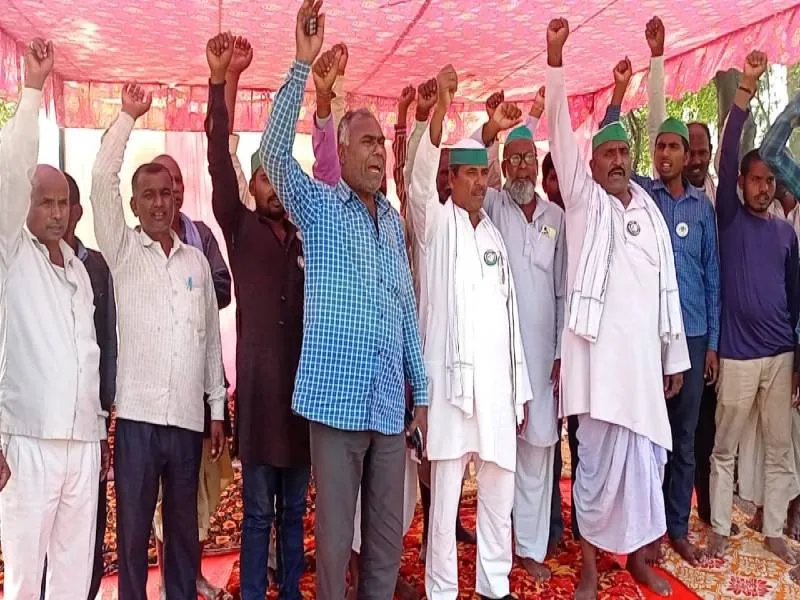 बहराइच: मांगों को लेकर भाकियू का धरना चौथे दिन भी जारी, किसानों ने आरपार लड़ाई को भरी हुंकार