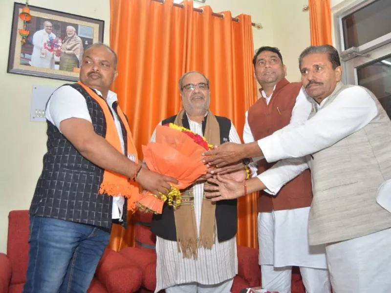 रालोद के प्रदेश प्रवक्ता अभिषेक चौधरी भाजपा में हुए शामिल