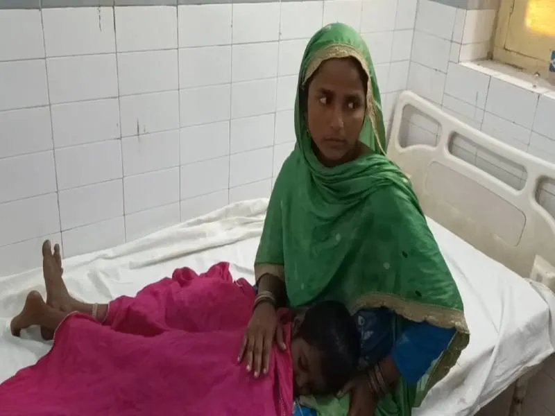 बहराइच: गर्म तेल की कढ़ाई में गिरने से मासूम बच्ची झुलसी, हालत गंभीर 