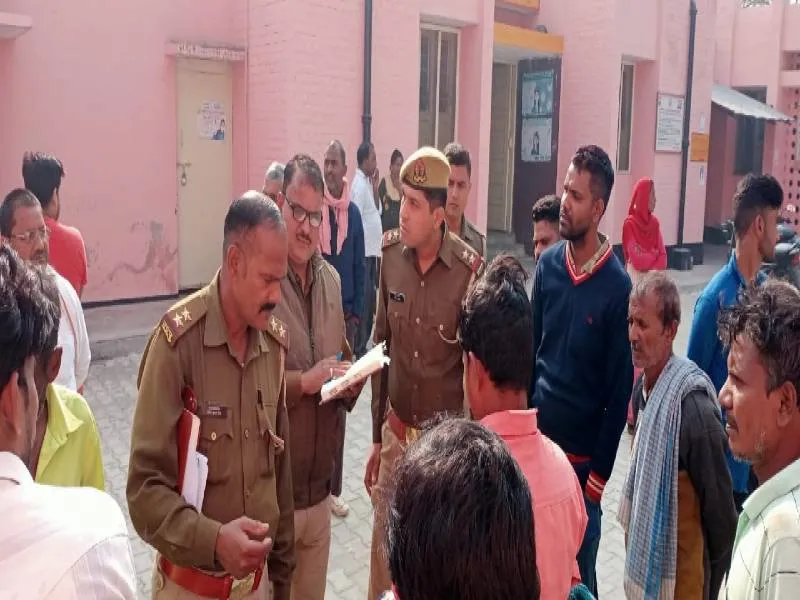 रायबरेली: रोडवेज बस और बाइक की टक्कर में भतीजे की मौत, चाचा की हालत नाजुक