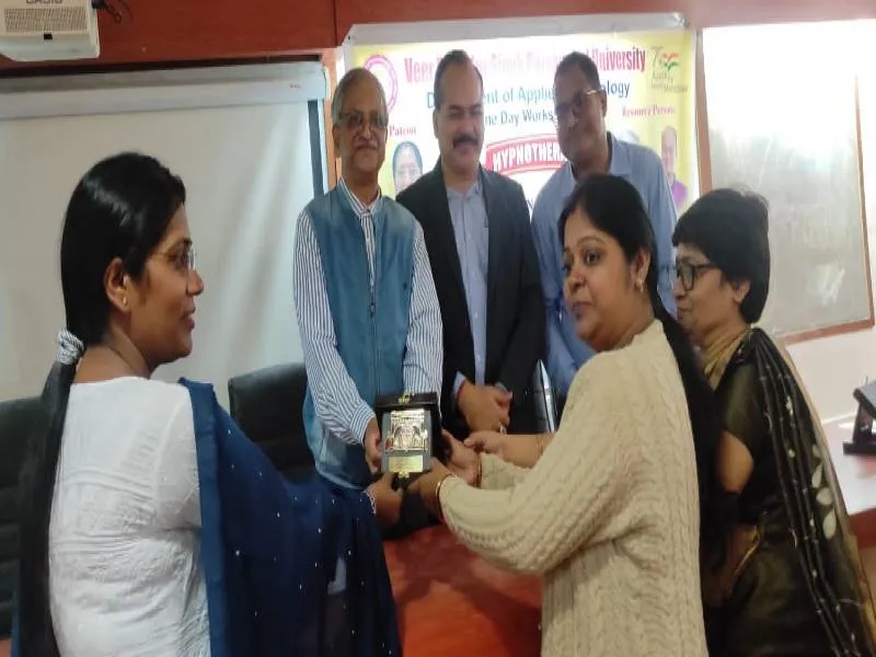 कैंसर रोगियों को दर्द से छुटकारा दिलाती है हिप्नोथेरेपी