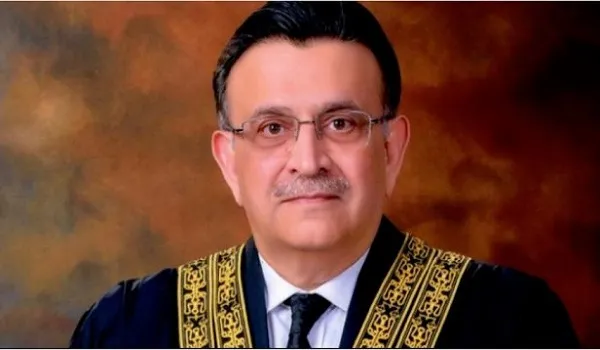 इमरान के आरोपों की जांच के लिए आयोग गठित करने के शाहबाज के अनुरोध पर विचार करेंगे प्रधान न्यायाधीश