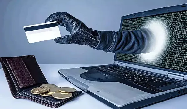 मुरादाबाद: साइबर ठगों से पुलिस ने वापस कराए छह लाख रुपये, पीड़ितों के चेहरे पर बिखेरी मुस्कान