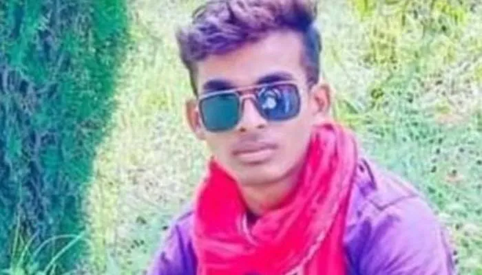 बाराबंकी: खेत जुताई के दौरान रोटावेटर की चपेट में आने से युवक की मौत, परिजनों में कोहराम
