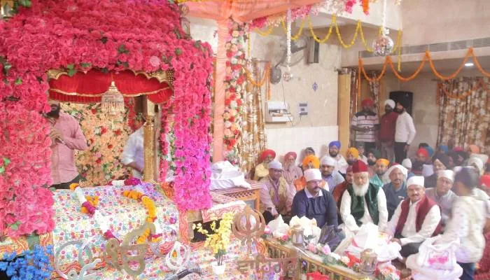 बहराइच: एक नूर ते सब जग उपजया, कौन भले को मंदे संदेश के साथ मना गुरुपर्व