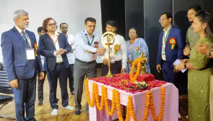 बांदा: रानी दुर्गावती मेडिकल कॉलेज में स्तन कैंसर पर विशेष पाठशाला का हुआ आयोजन