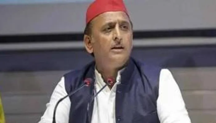 गोला उपचुनाव में सरकार ने लोकतंत्र को पराजित किया: अखिलेश यादव