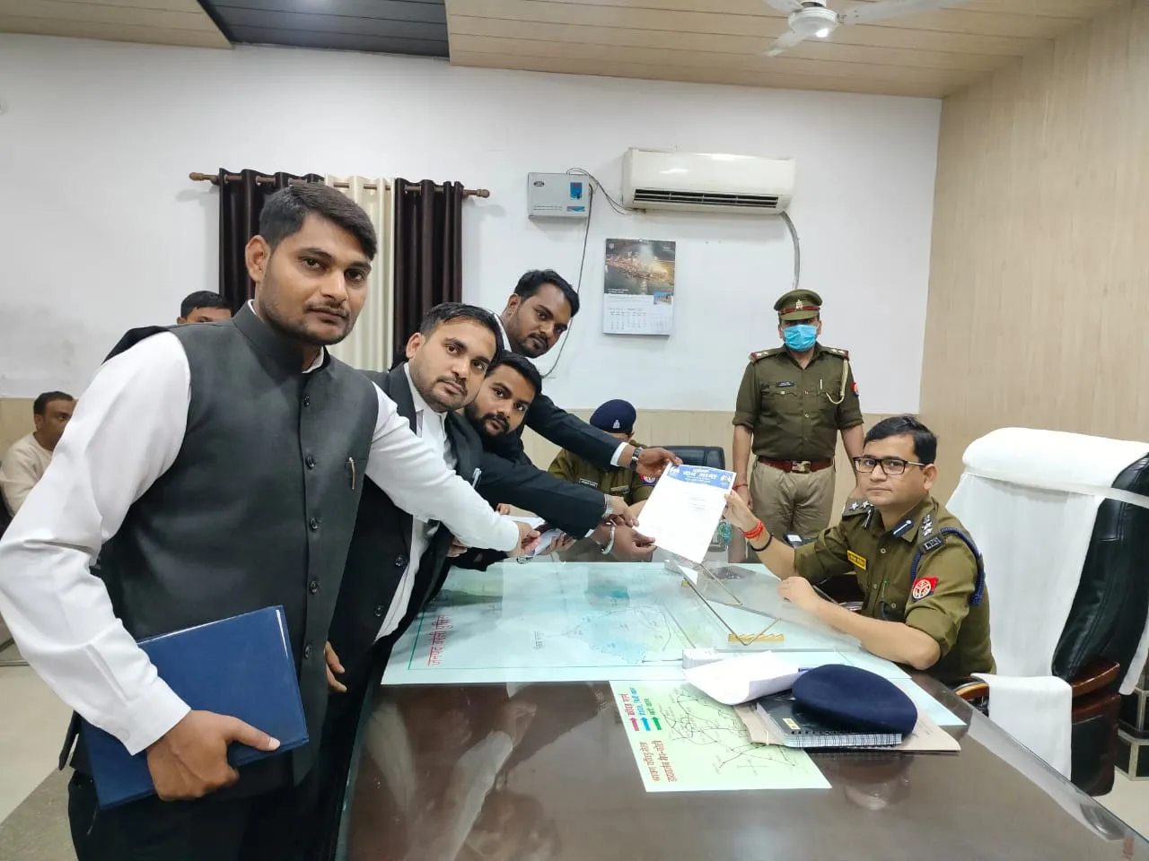बरेली: सिरौली में हुई घटना को लेकर एसएसपी से मिले भीम आर्मी के पदाधिकारी