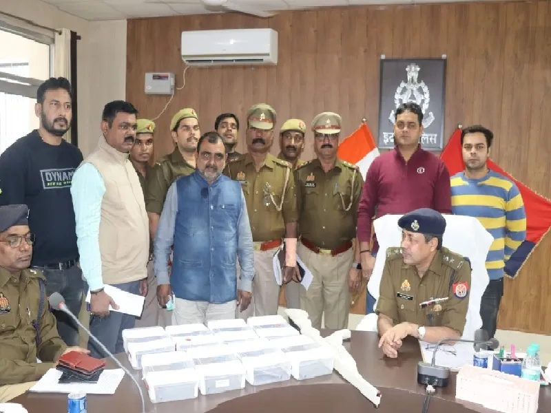इटावा : असलहों की तस्करी करने वाला गैंगस्टर गिरफ्तार 