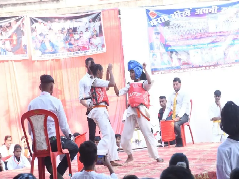 कराटे चैम्पियनशिप : हैवी वेट में शुभ और लाइट वेट में दिव्यांश को स्वर्ण