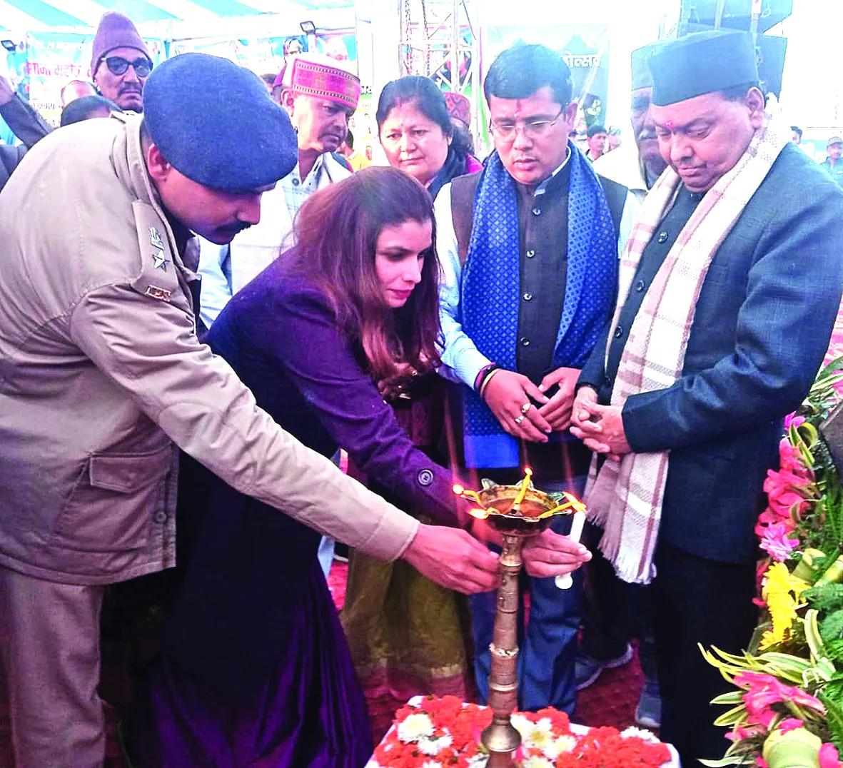 बागेश्वर: रंगारंग कार्यक्रम के साथ कौसानी महोत्सव का आगाज