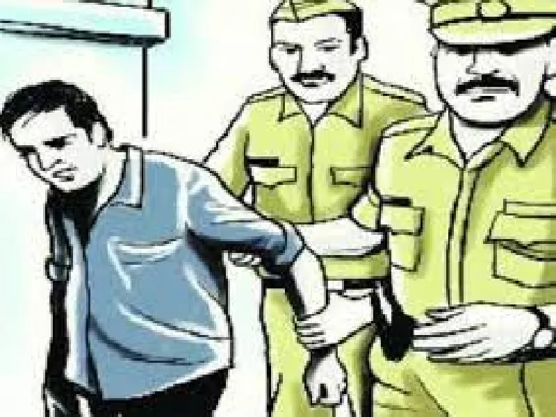 क्रूरता की हद : प्रेमिका के प्राइवेट पार्ट पर ब्लेड चलाने के लिए मजबूर करने वाला गिरफ्तार