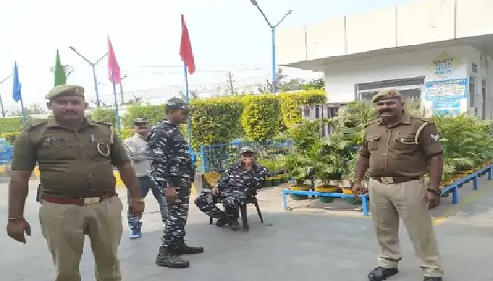 स्लॉटर हाउस पर आयकर का छाप : पूर्व बसपा विधायक जुल्फिकार के ठिकाने दबिश