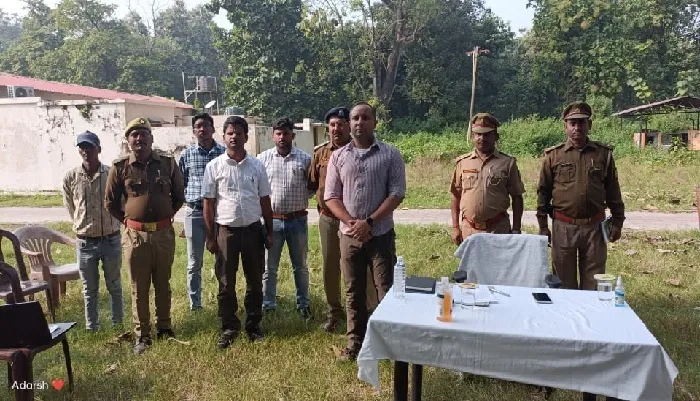 बहराइच : गले में चोकिंग के कारण डॉल्फिन की हुई मौत