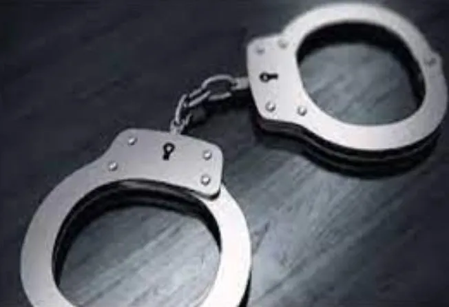 मुरादाबाद: पुलिस ने 25,000 का इनामी दबोचा, महिला की हत्या में चल रहा था फरार