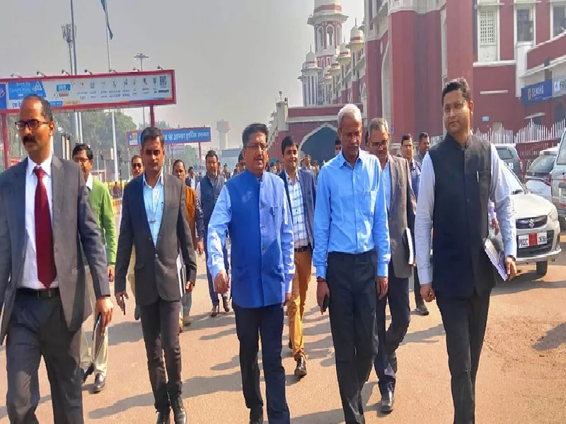 लखनऊ : स्टेशनों का निरीक्षण, माल ढुलाई बढ़ाने के निर्देश