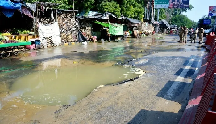 कानपुर : पाइप लाइन के लिए काटी गई सड़कों को बनाएगा जल निगम, खोदने समय होगी वीडियोग्राफी और फोटोग्राफी