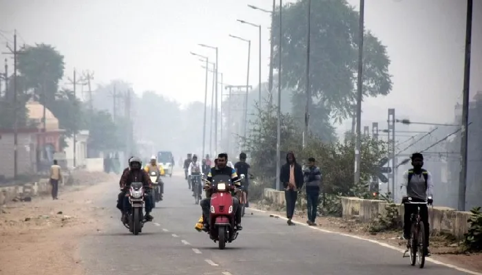 मौसम का बदला मिजाज : सुबह गुनगुनी धूप, दोपहर में पसीना