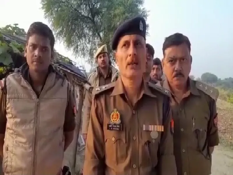 बांदा : प्रेम प्रसंग के चलते पिता-पुत्र पर धारदार हथियार से हमला, पुत्र की मौत