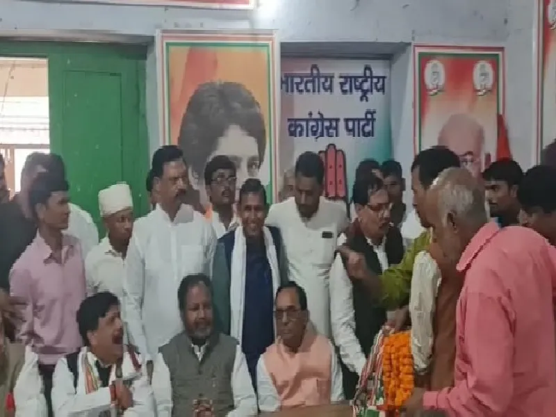 बहराइच : कांग्रेस की बैठक में हंगामा, जिलाध्यक्ष पर लगे आरोप