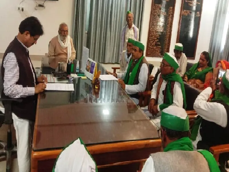  बांदा :  मंडलीय बैठक में छाया रहा खाद संकट का मुद्दा