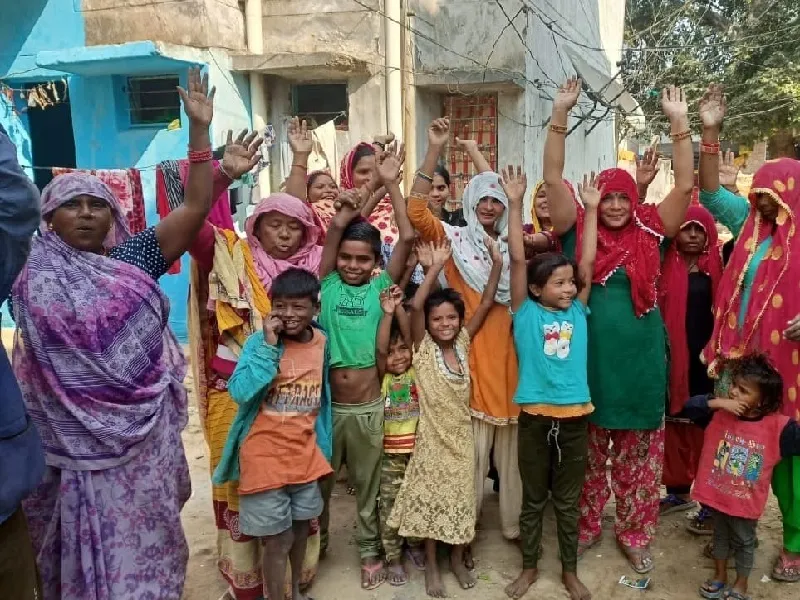  इटावा : कंजड कॉलोनी के मतदाताओं ने मतदान बहिष्कार की दी चेतावनी  