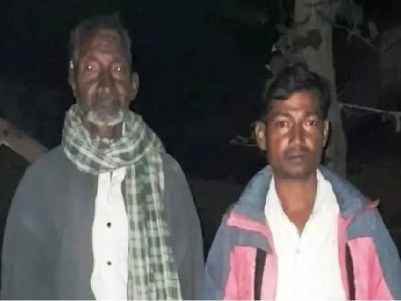 बांदा : कागजों में मृत पिता को बेटे ने 14 साल बाद जिंदा साबित किया
